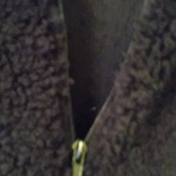 Fuzzy jacket - Picture 3 of 4